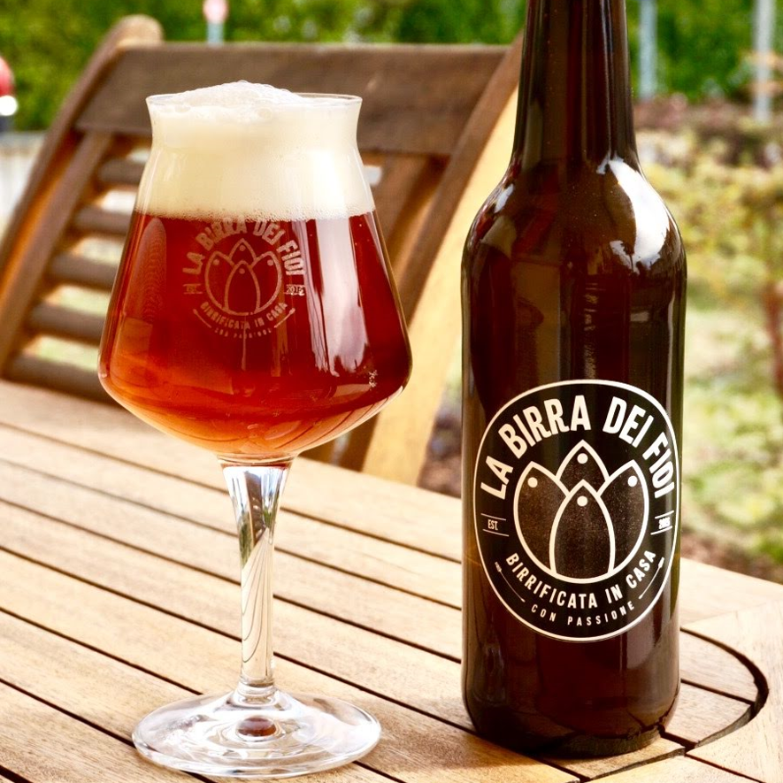 8 | SI BEVE!